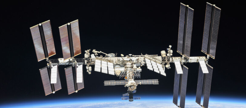 ISS La station spatiale internationale fait le tour de la Terre